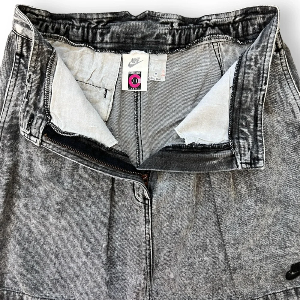 Vintage 80s NIKE Challenge Court Jean Skirt Black Acid-Wash with Pockets